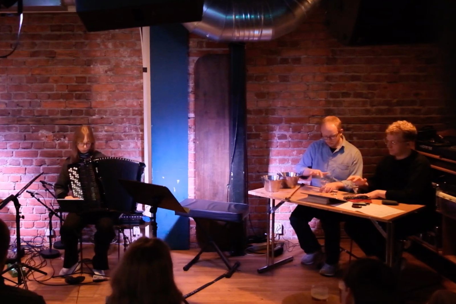 ORGANIZED SOUNDS FOR SOUNDING OBJECTS I: Metal and glass (2018)